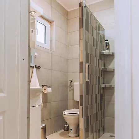 Ady 6 Apartment Senta