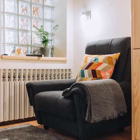 Ady 6 Apartment
