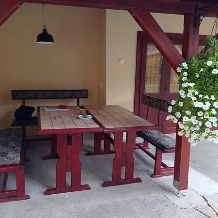 Ady 6 Apartment Senta